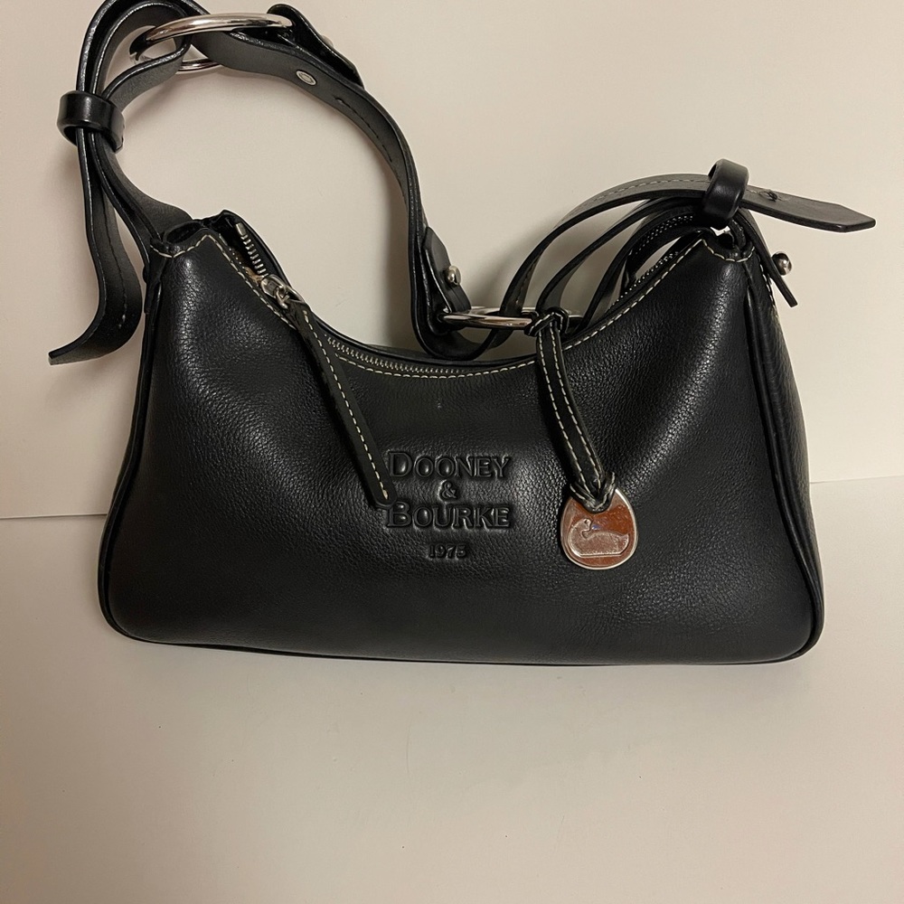 Dooney & Bourke black